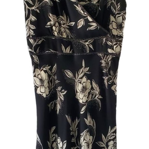 Petite Sophisticate Floral Faux Wrap V-neck Silk Dress | Like New | 4P | Black - Picture 4 of 13